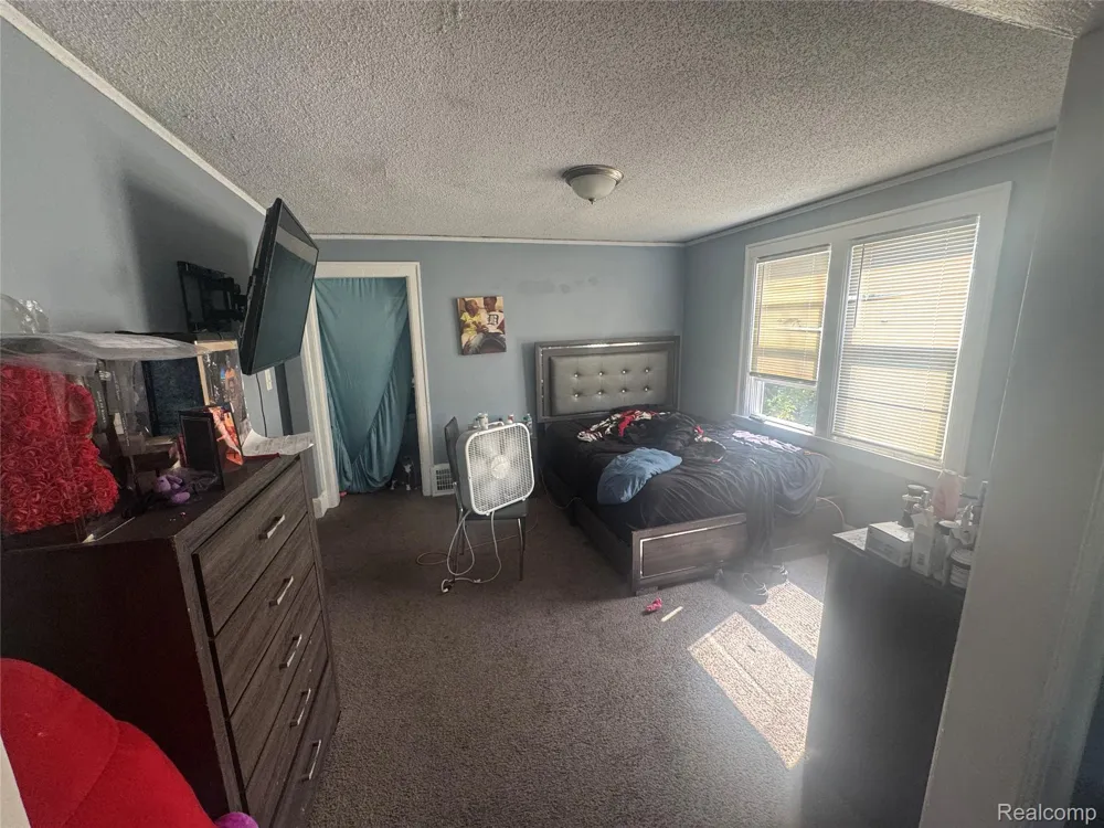 18900 Cardoni Street Highland Park City, MI 48203