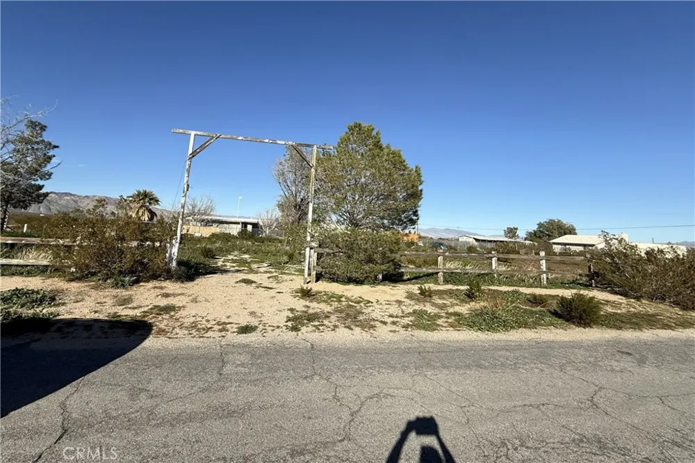 26200 Cheyenne Mojave, CA 93501