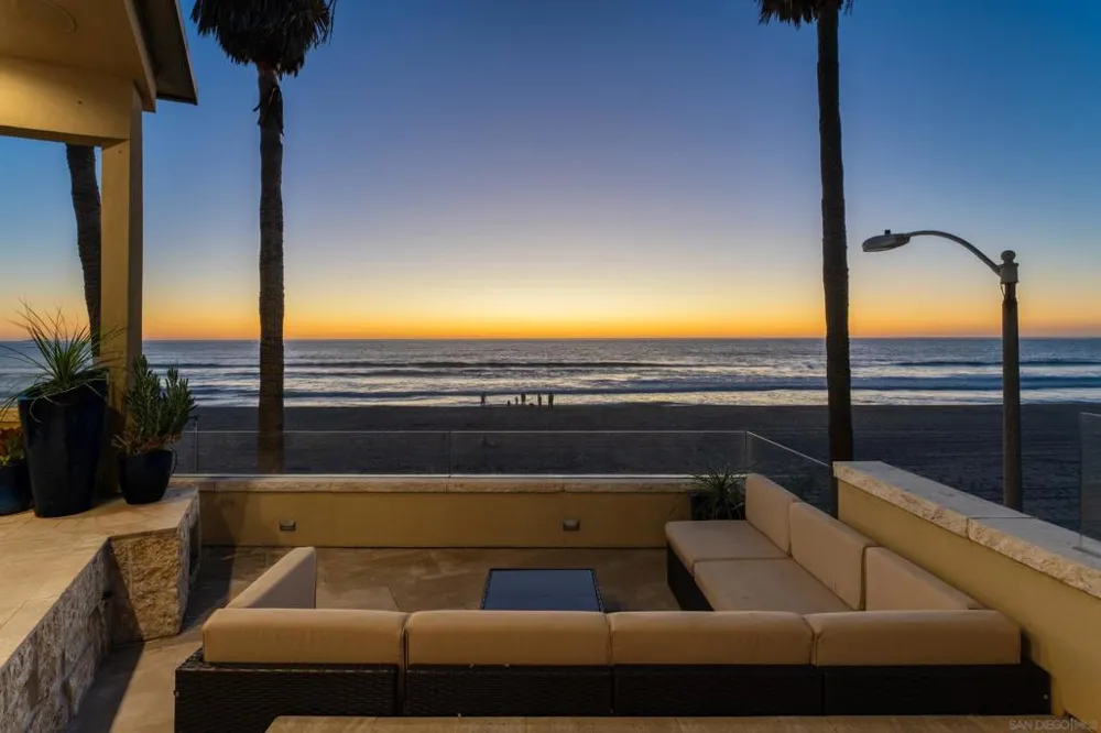 3921 Ocean Front Walk San Diego, CA 92109