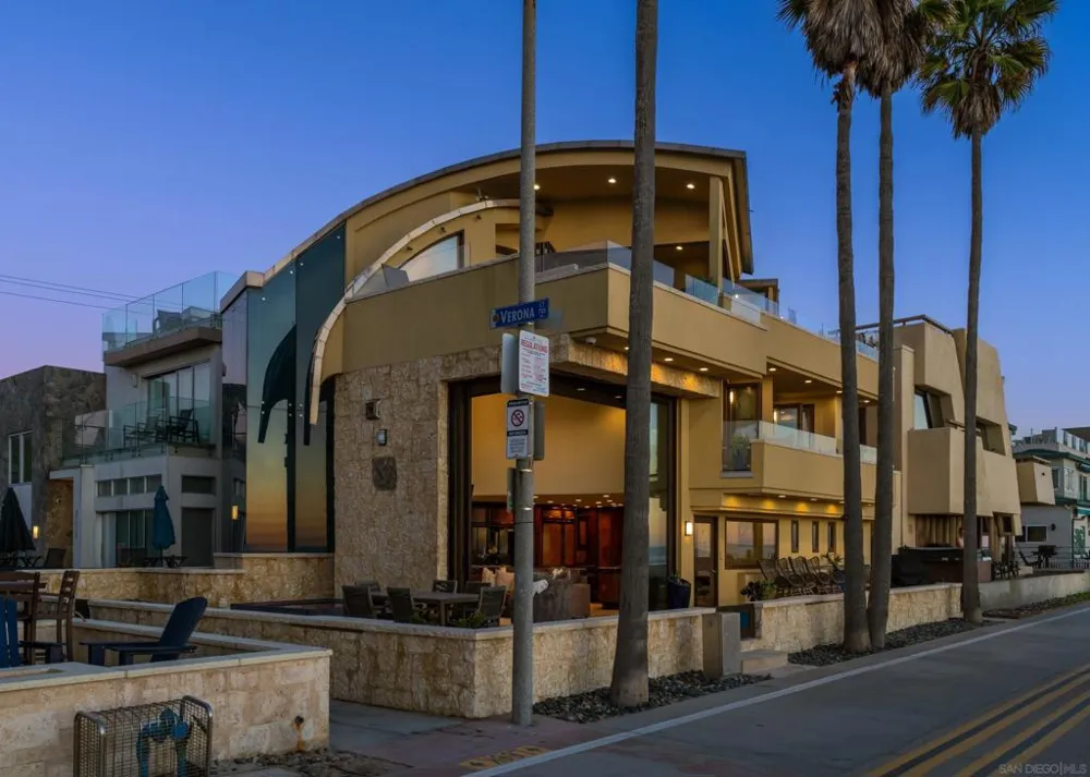 3921 Ocean Front Walk San Diego, CA 92109