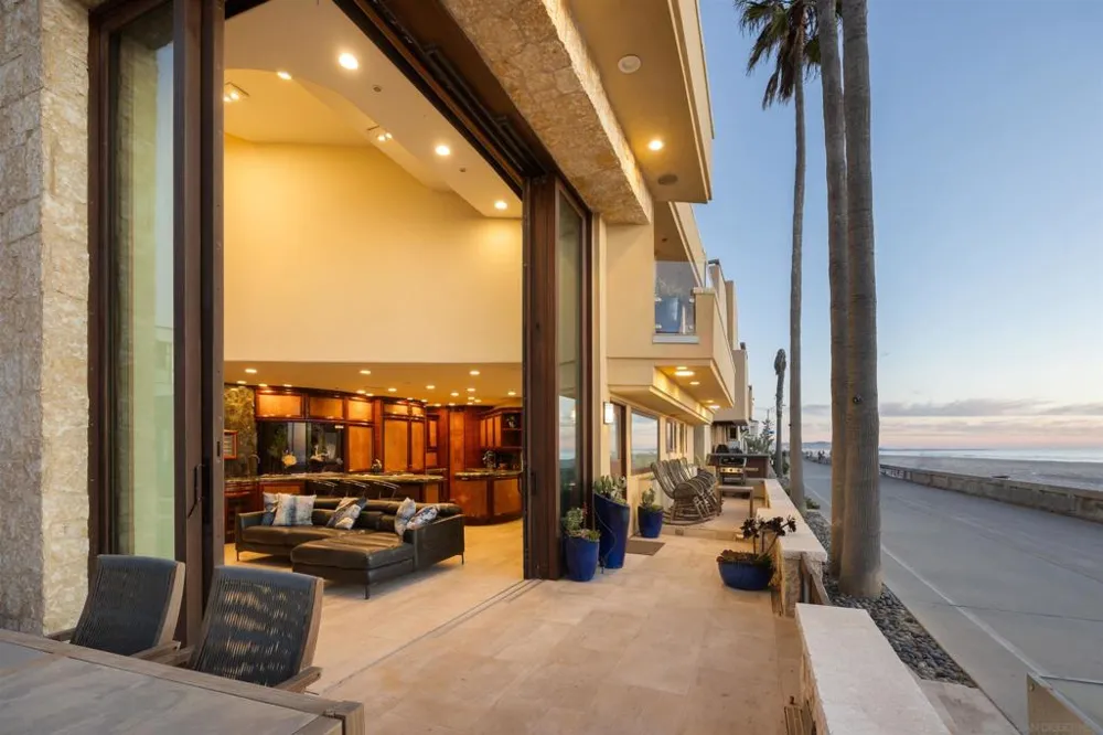 3921 Ocean Front Walk San Diego, CA 92109