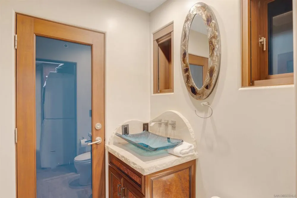 3921 Ocean Front Walk San Diego, CA 92109