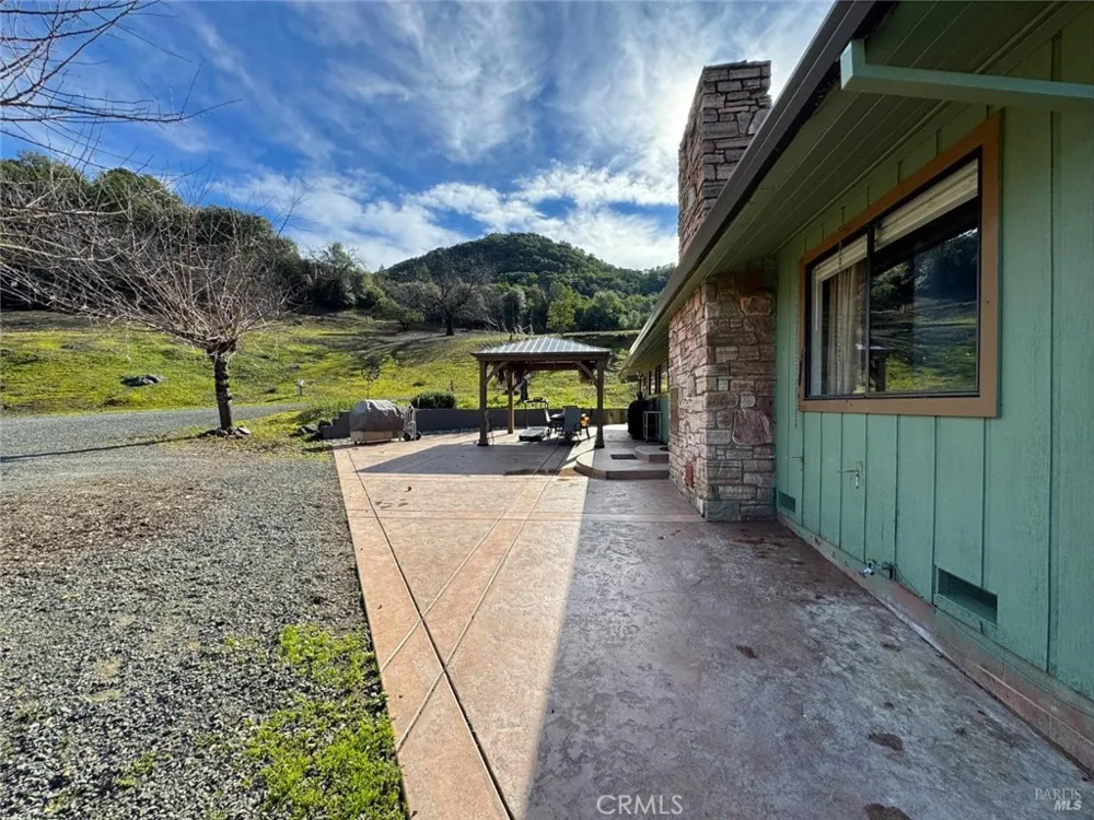 8411 Highway 175 Hopland, CA 95449