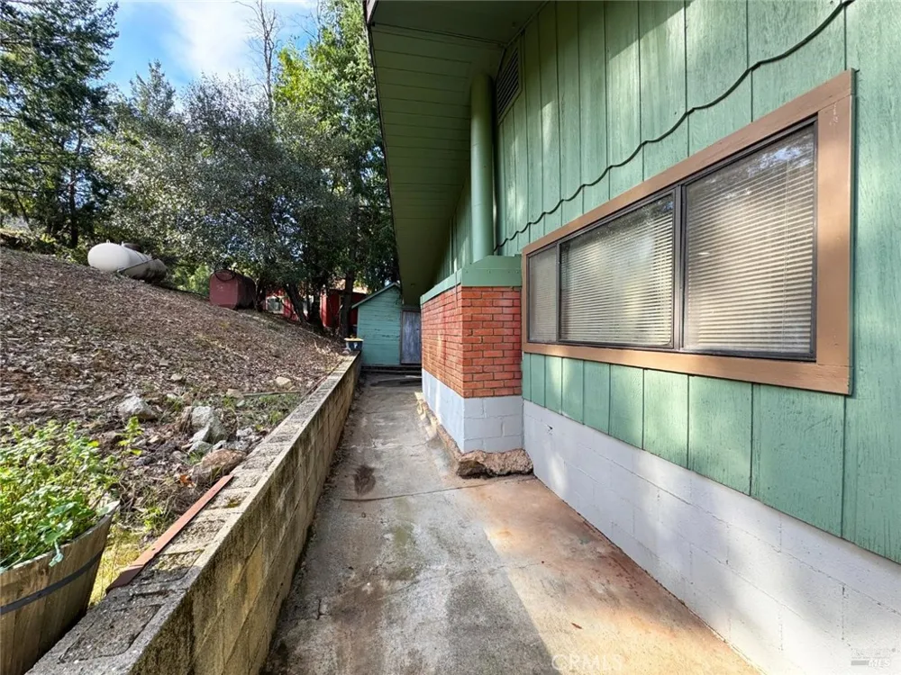 8411 Highway 175 Hopland, CA 95449