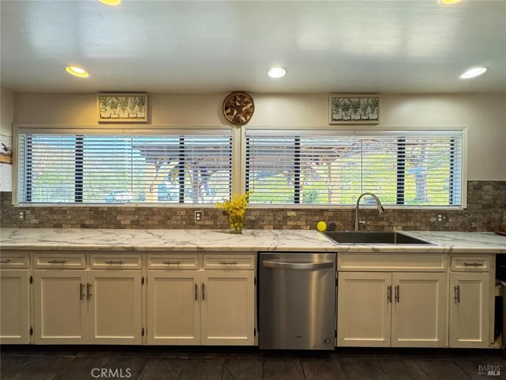 8411 Highway 175 Hopland, CA 95449