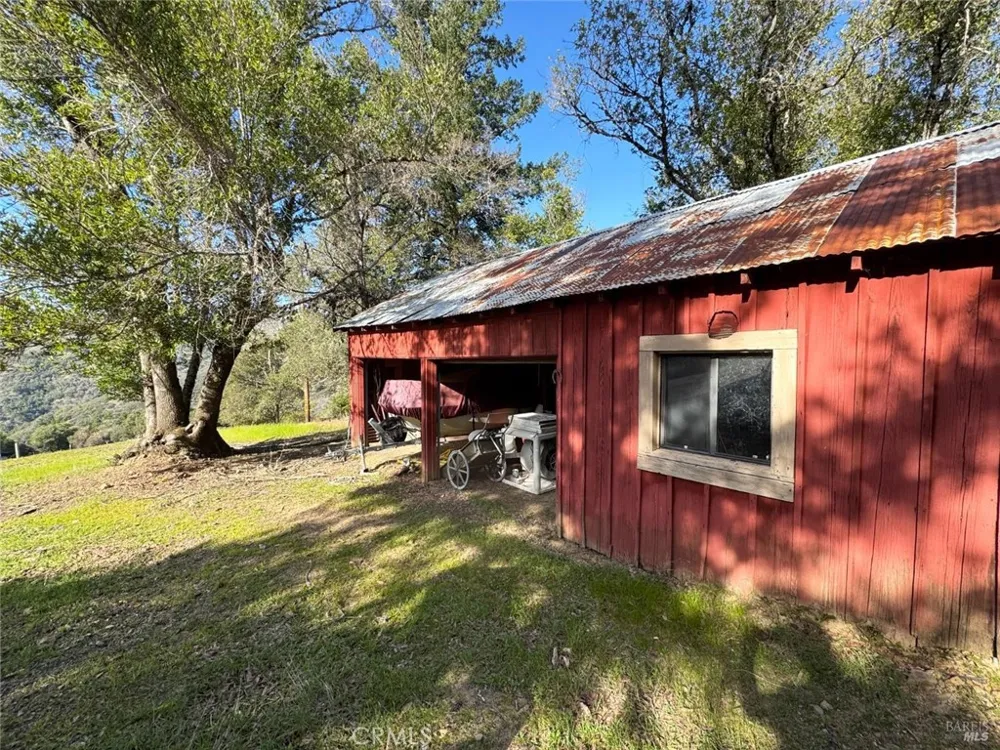 8411 Highway 175 Hopland, CA 95449