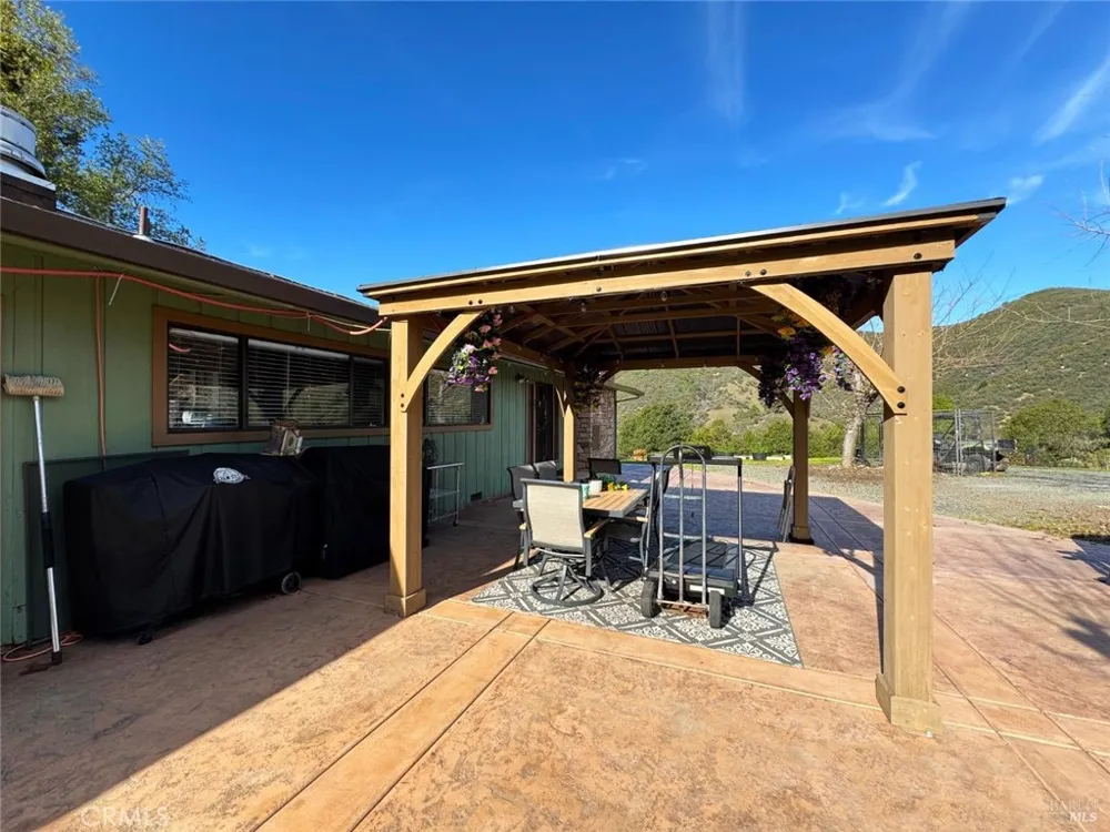 8411 Highway 175 Hopland, CA 95449