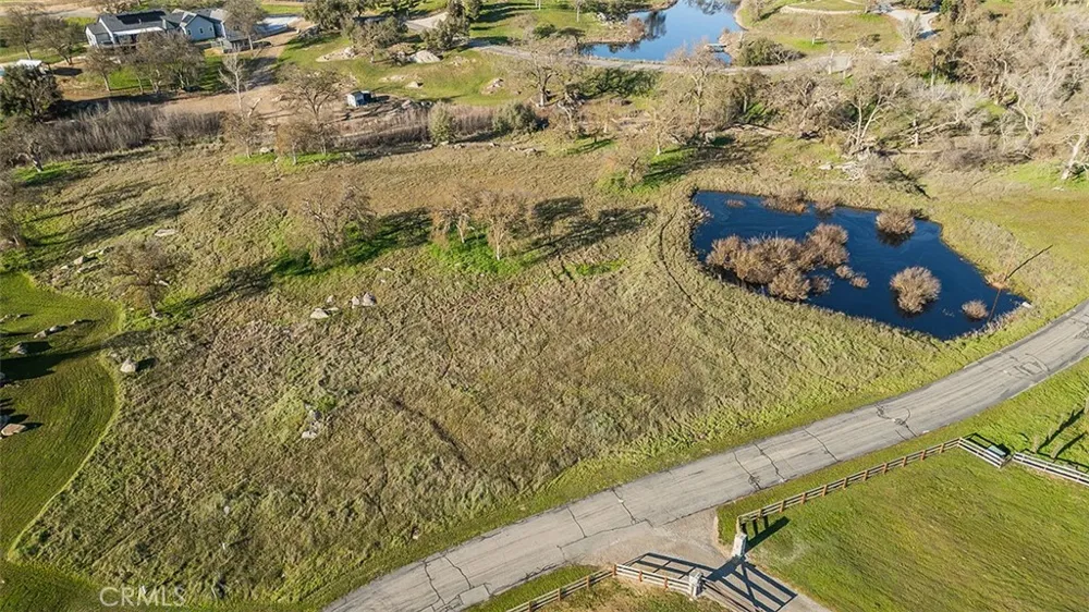 14798 Feather Woods Lane Prather, CA 93651