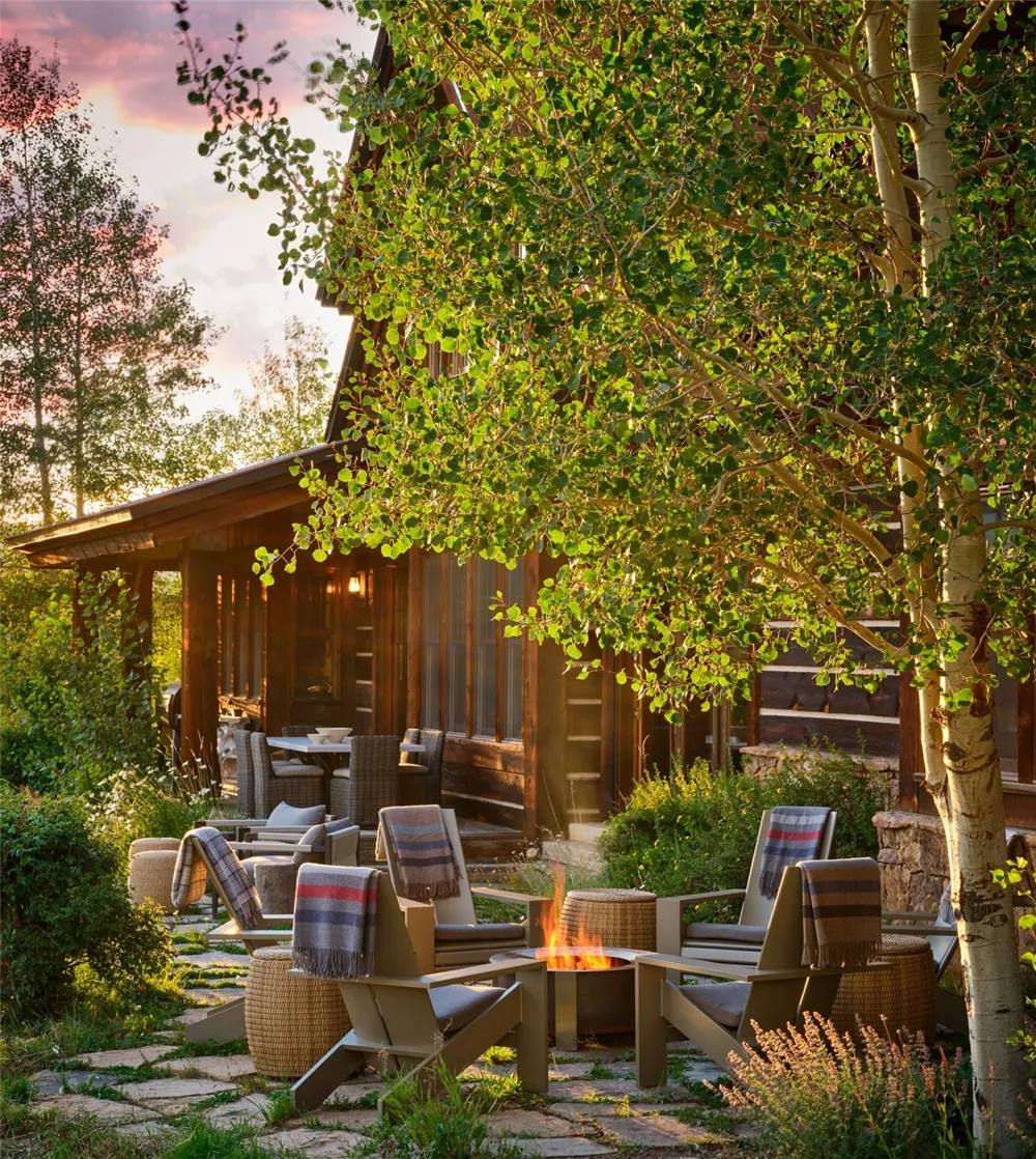 17850 County Road 16 Oak Creek, CO 80467