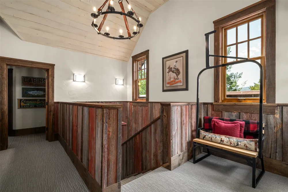17850 County Road 16 Oak Creek, CO 80467