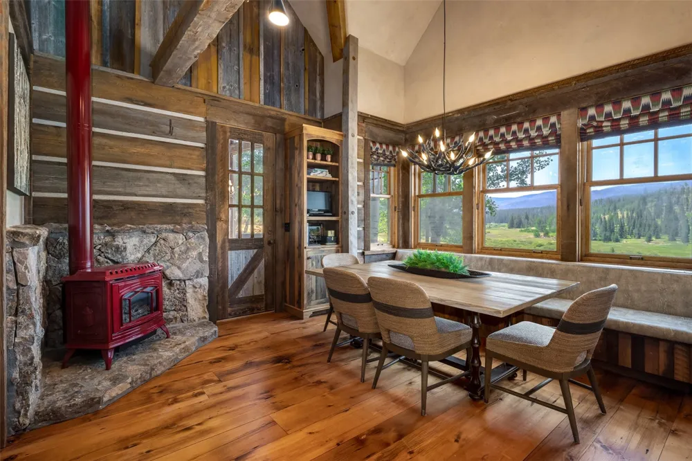 17850 County Road 16 Oak Creek, CO 80467