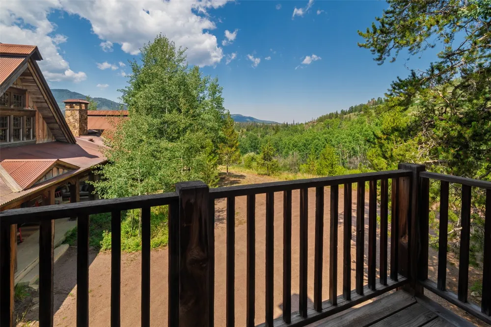 17850 County Road 16 Oak Creek, CO 80467