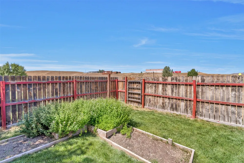 875 Dry Creek South Road Hayden, CO 81639