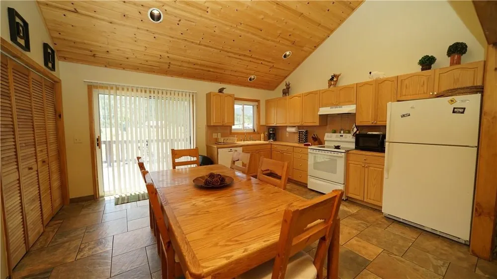 1692 CR-12 Alma, CO 80420
