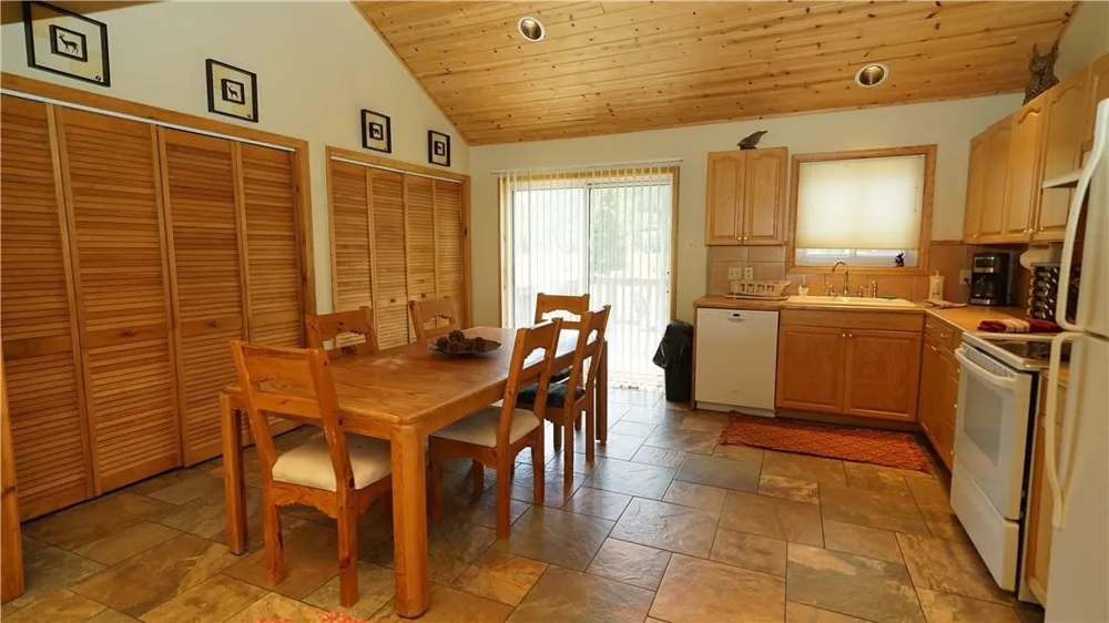 1692 CR-12 Alma, CO 80420