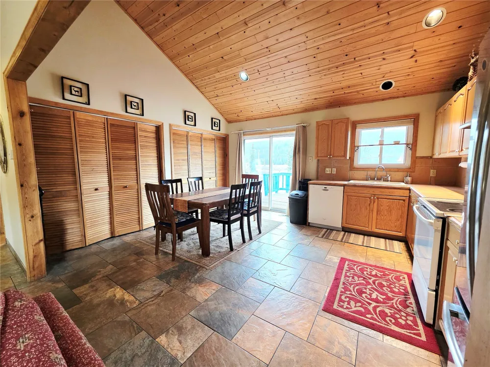1692 CR-12 Alma, CO 80420