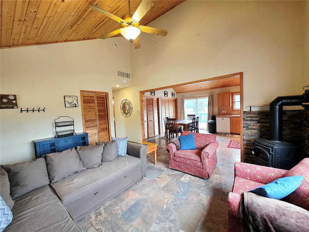 1692 CR-12 Alma, CO 80420