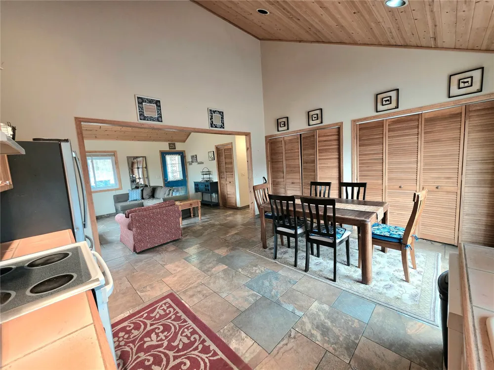 1692 CR-12 Alma, CO 80420
