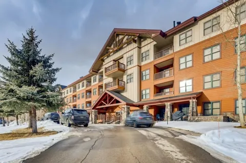 105 Wheeler Circle #403