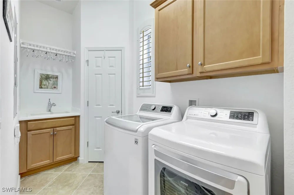 Ironstone Terrace #201 Naples, FL 34120