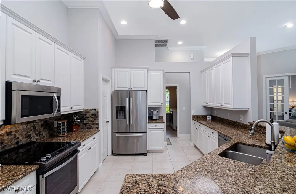 Waterleaf Court Marco Island, FL 34145