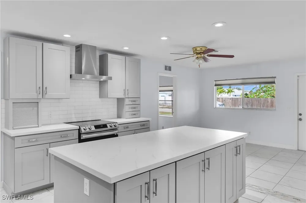 22nd Place SW Naples, FL 34116