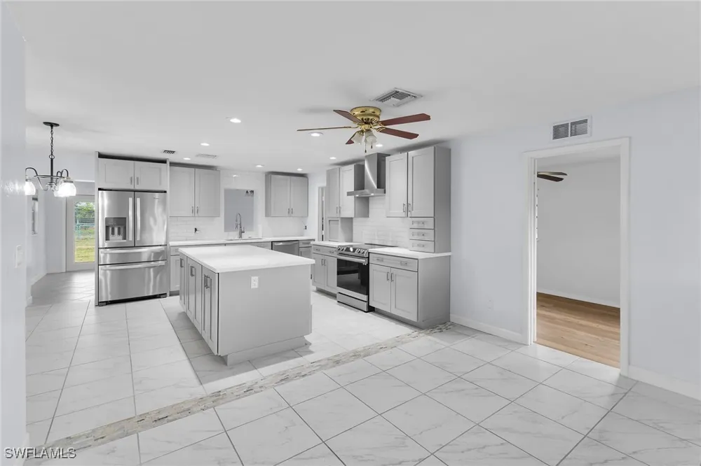22nd Place SW Naples, FL 34116