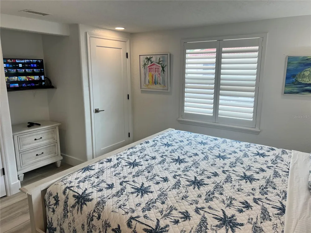 6154 MIDNIGHT PASS ROAD #A15 Sarasota, FL 34242