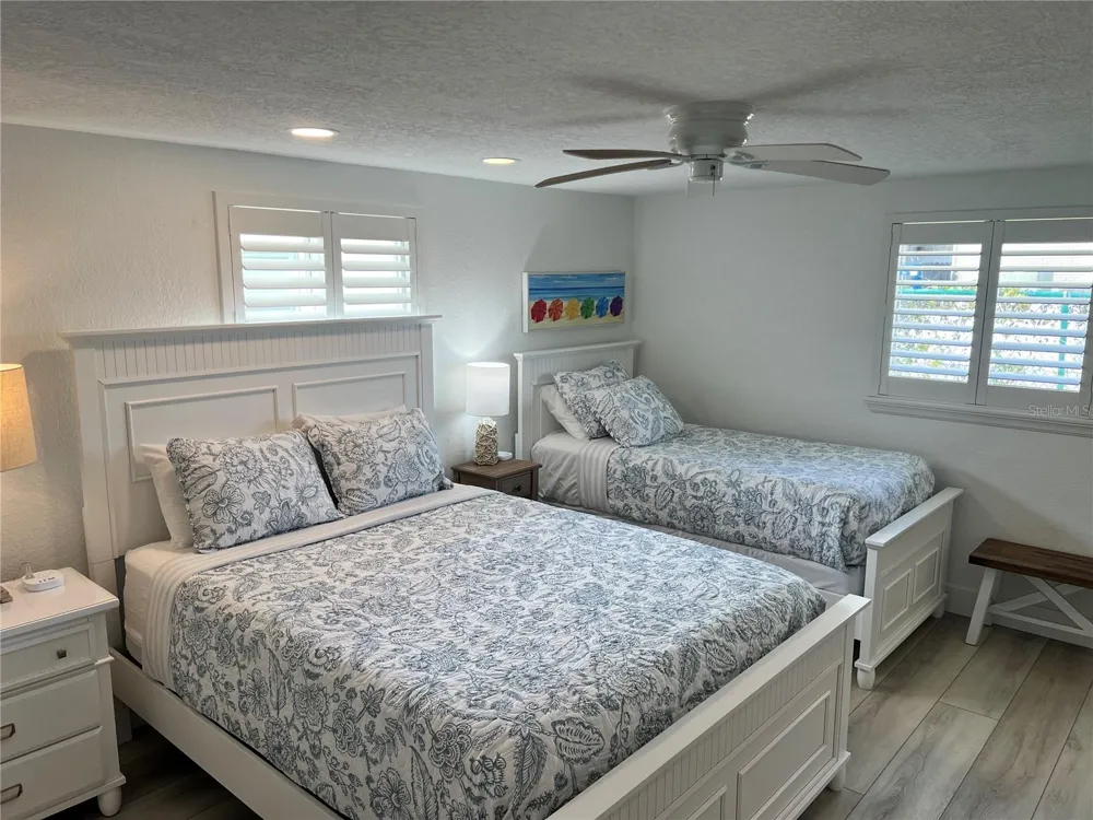 6154 MIDNIGHT PASS ROAD #A15 Sarasota, FL 34242
