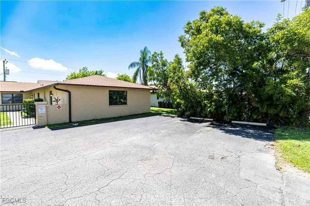 SE 8th Street #7 Cape Coral, FL 33990