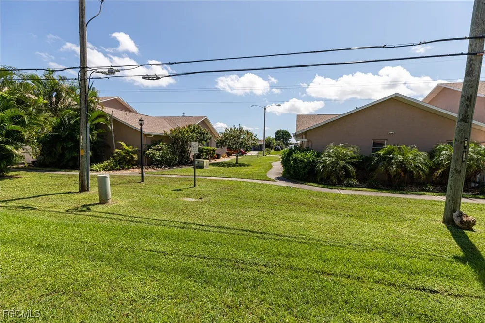 SE 8th Street #7 Cape Coral, FL 33990