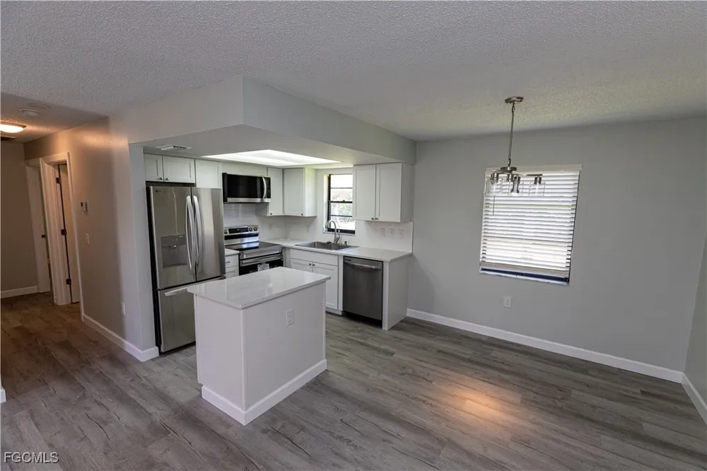 SE 8th Street #7 Cape Coral, FL 33990