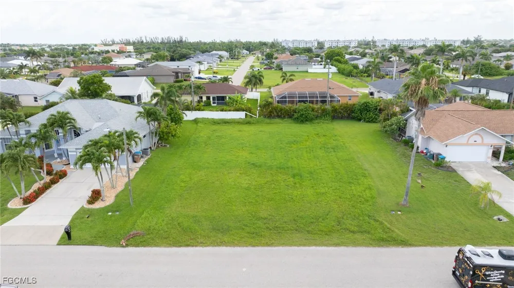 SW 27th Street Cape Coral, FL 33914