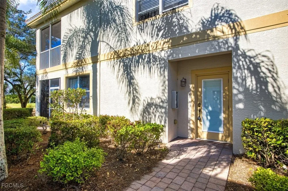 Meandering Way #101 Fort Myers, FL 33905