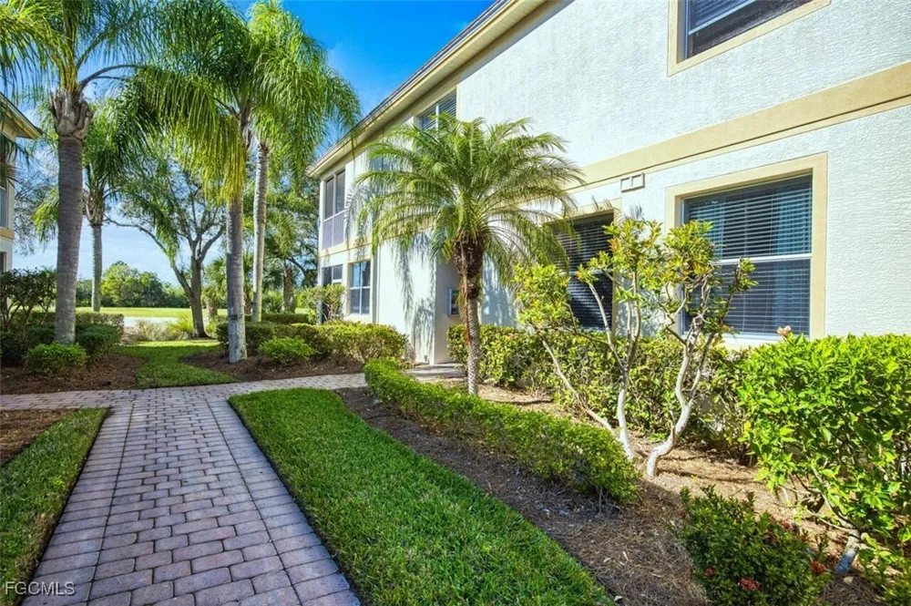 Meandering Way #101 Fort Myers, FL 33905