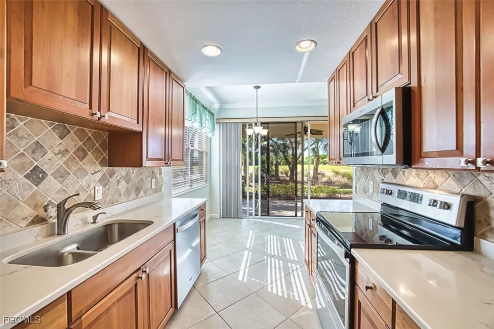 Meandering Way #101 Fort Myers, FL 33905