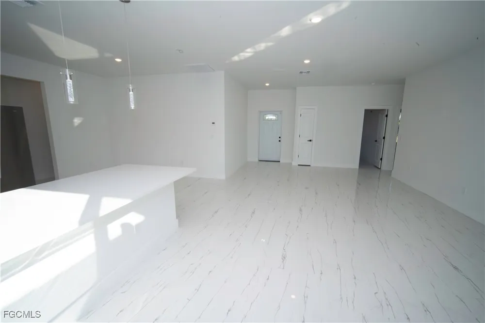 E Wintergarden Avenue Port Charlotte, FL 33948