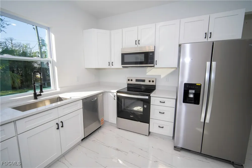 E Wintergarden Avenue Port Charlotte, FL 33948