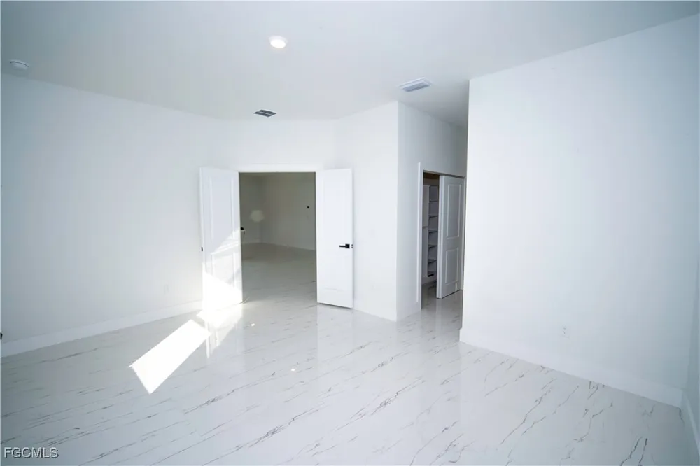 E Wintergarden Avenue Port Charlotte, FL 33948