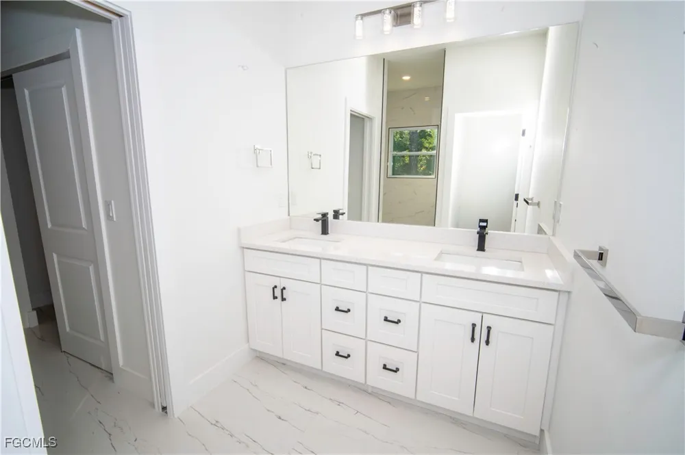 E Wintergarden Avenue Port Charlotte, FL 33948