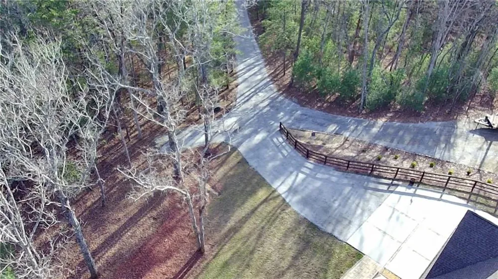 3331 Gumlog Road Young Harris, GA 30582