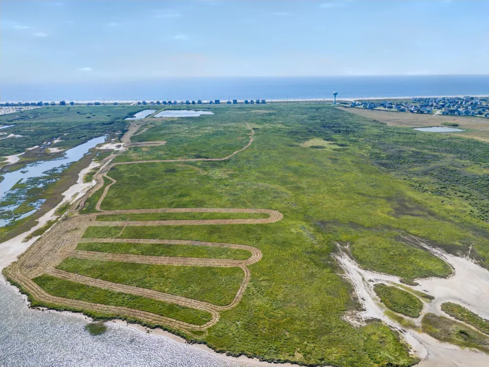 24374 Fm-3005 Galveston, TX 77554