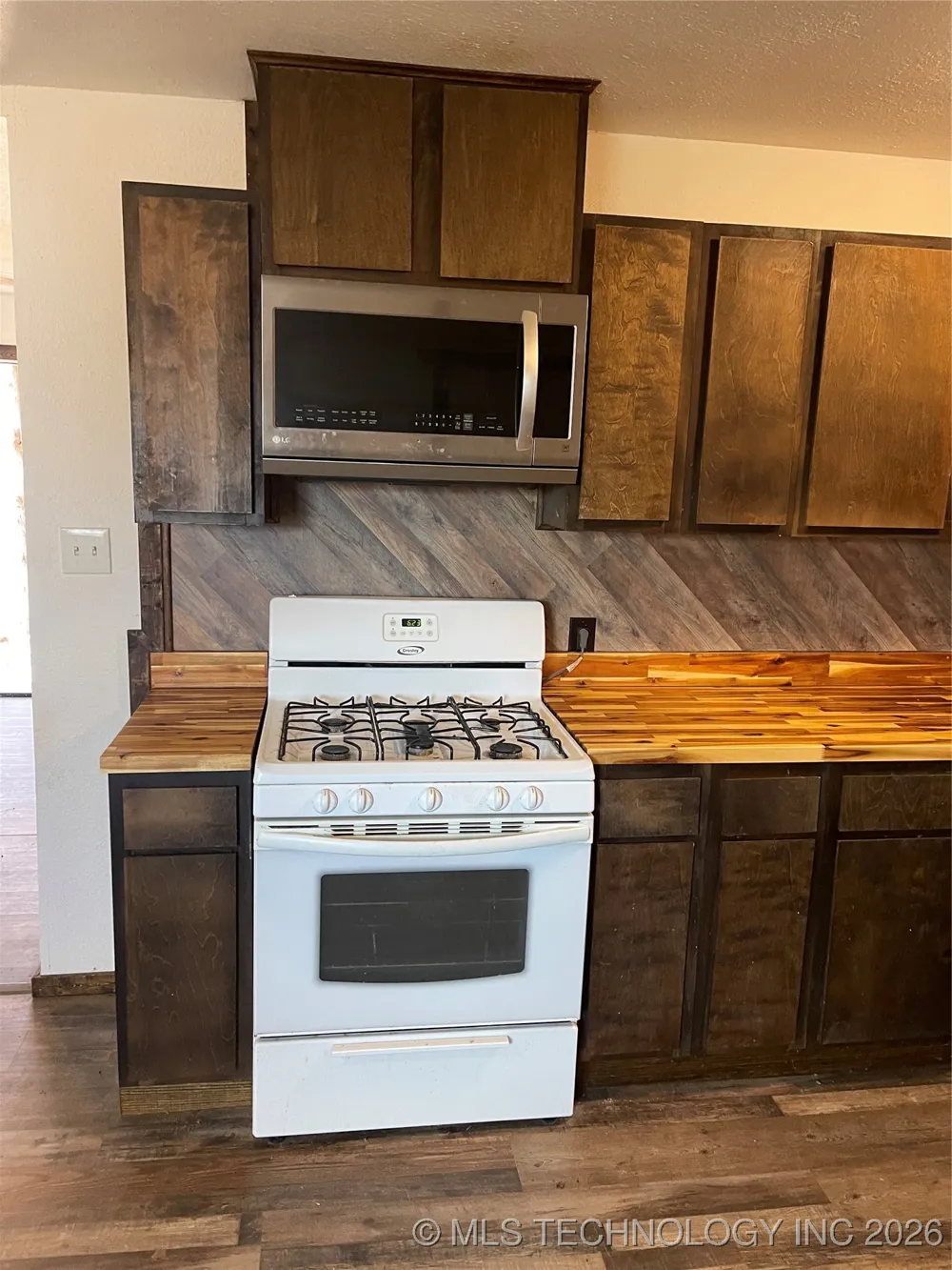 12078 S Forrest Hill Road Atoka, OK 74525