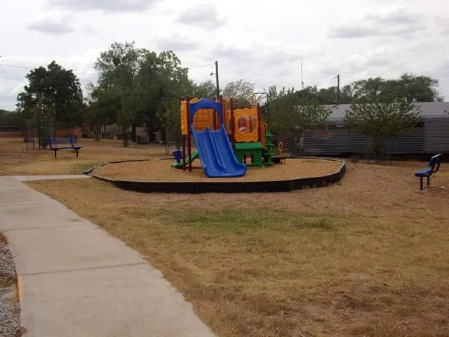 140 Pine Lane Cottonwood Shores, TX 78657