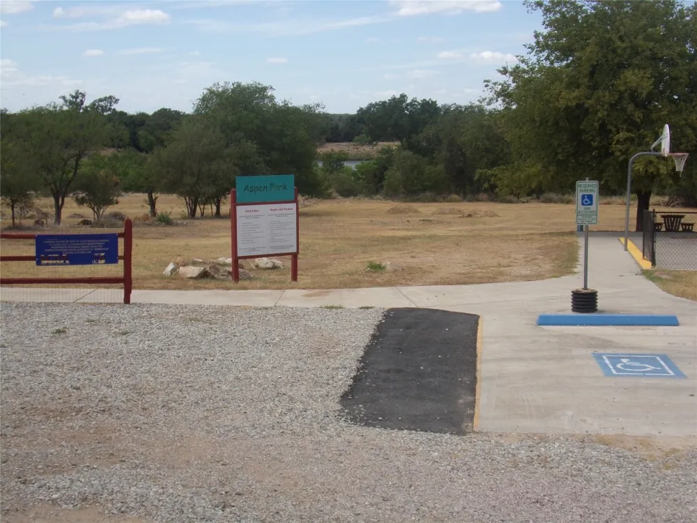 141 Pine Lane Cottonwood Shores, TX 78657