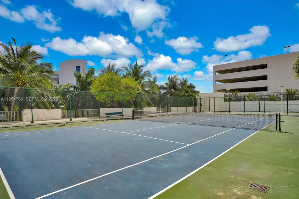 3029 NE 188th St #319 Aventura, FL 33180