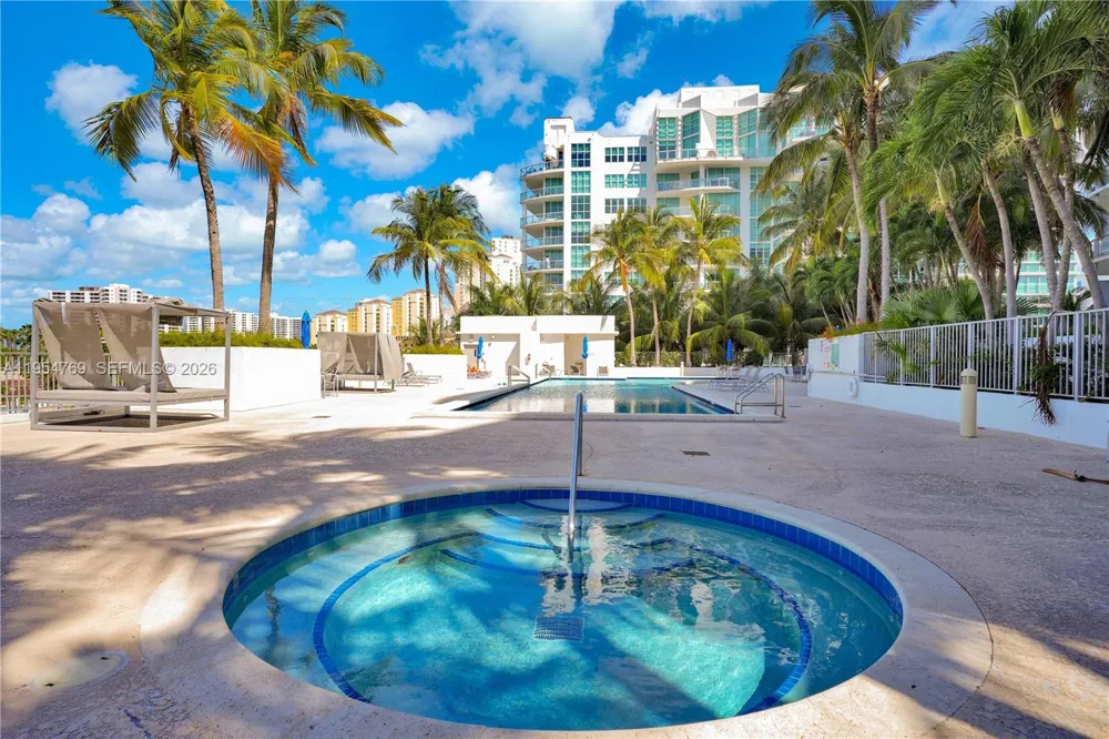 3029 NE 188th St #319 Aventura, FL 33180