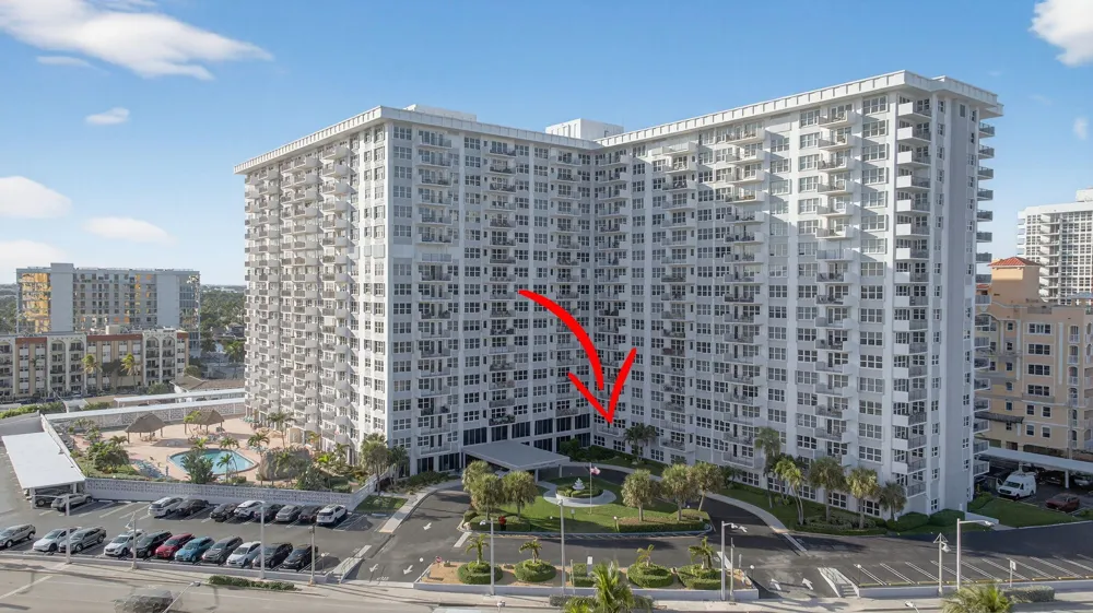405 Ocean Boulevard #208