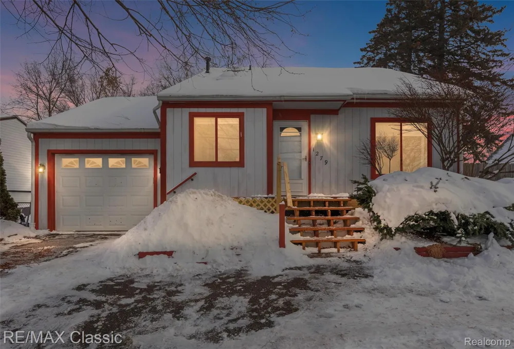 1279 S Cass Lake Road