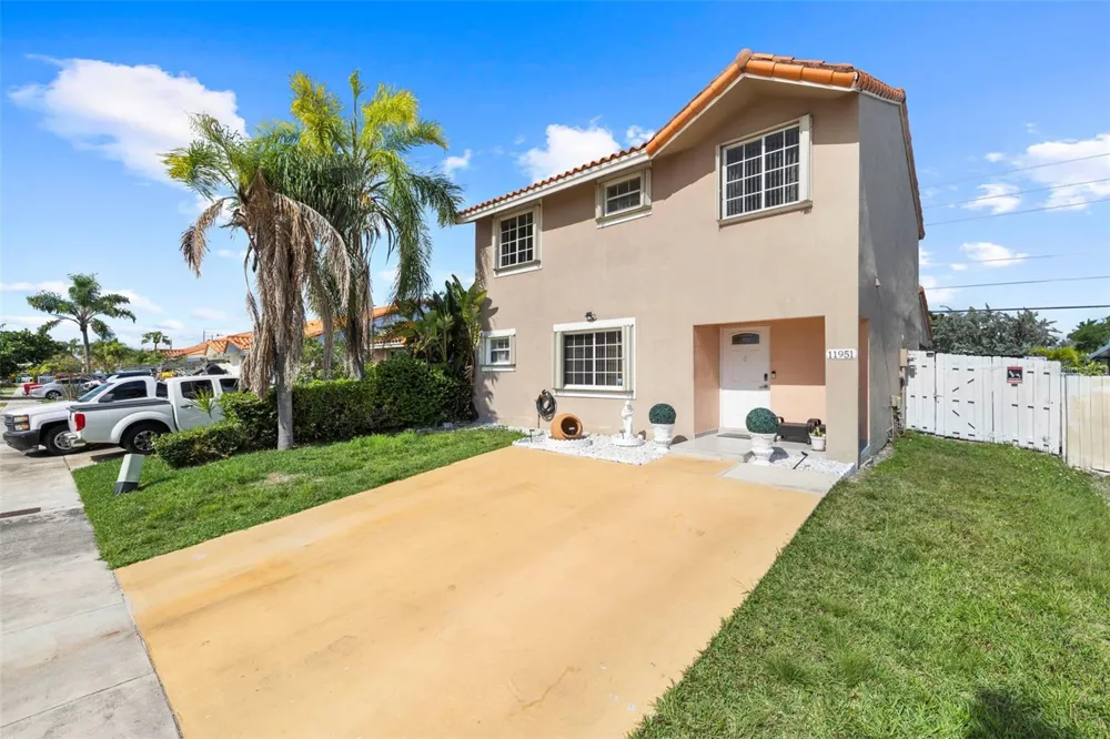 11951 SW 208TH TERRACE Miami, FL 33177